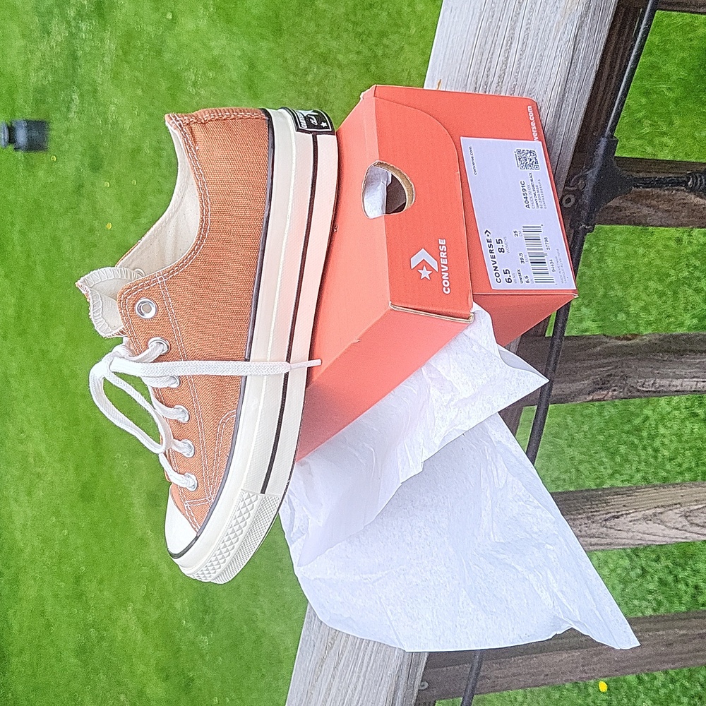 Converse brown low tops